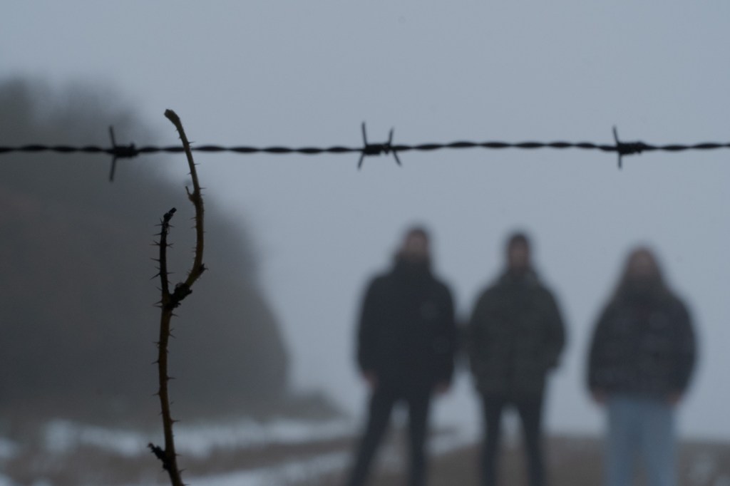 FEROCIOUS POST-BLACK METAL TRIO STILL ANNOUNCE THEIR SOPHOMORE LP ‘A THEFT’ THROUGH NEW LABEL FLOODLIT&nbsp;RECORDINGS