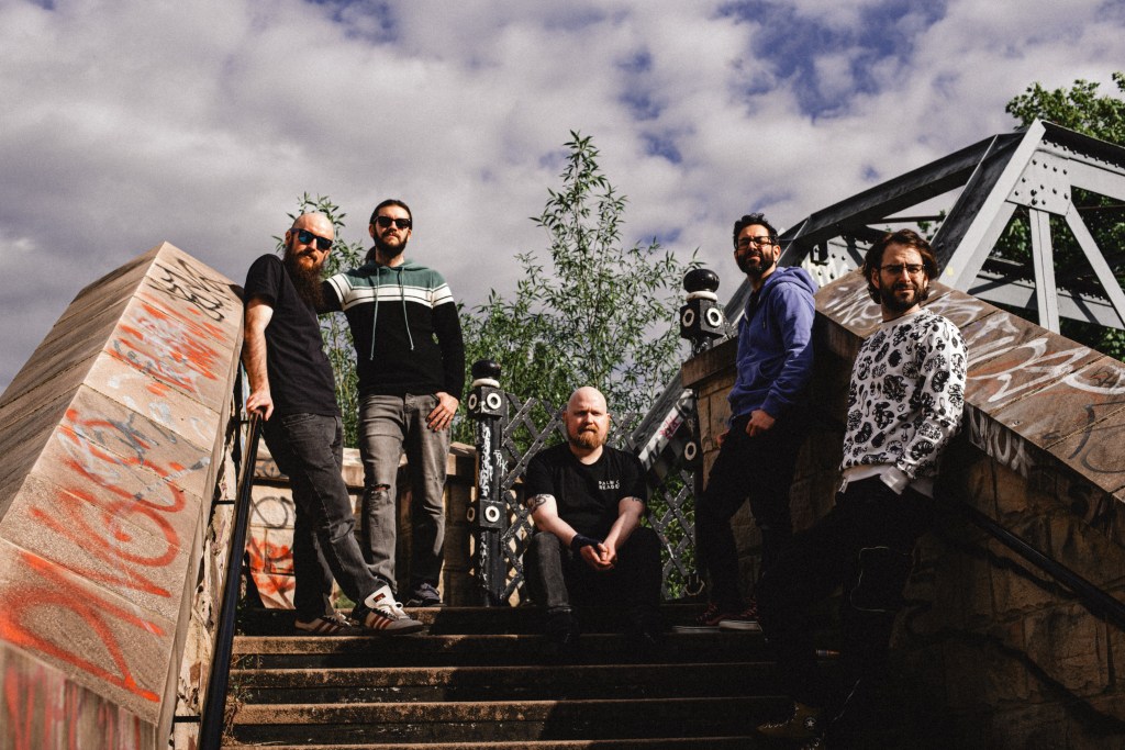 DIN OF CELESTIAL BIRDS ANNOUNCE NEW ALBUM TAKEOFFS & LANDINGS + SIGN WITH BIG SCARY&nbsp;MONSTERS